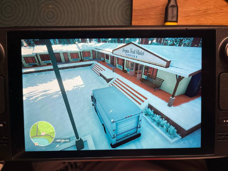 昨天跟学姐讲了我在玩 Lake，她问：为什么你一个程序员下班的时候还要扮演一个程序员下班/休假？🤡 不敢说我之前下班还玩「Shenzhen I/O」模拟程序员上班...