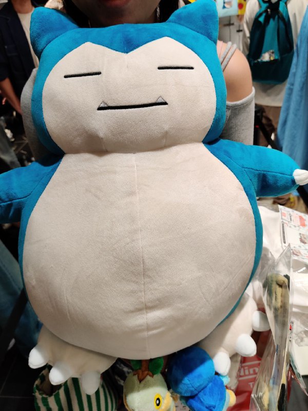 #life #japan涩谷太好逛了，根本走不出宝可梦中心，带个大卡比兽公仔回去 🤗